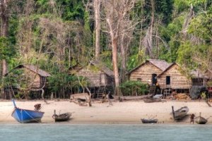1230182-moken-wooden-village-the-sea-gypsies-of-andaman-sea-ko-surin-island-thailand